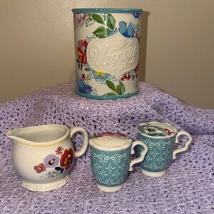 Pioneer woman utensil salt pepper shaker creamer kitchen stoneware serving set